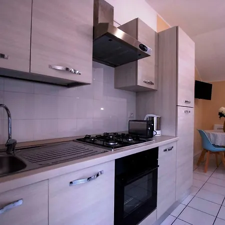 Casa Nadim City Комо